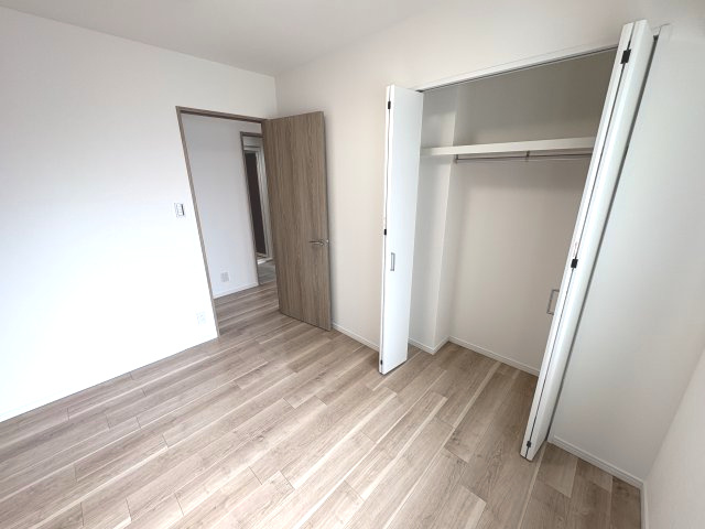 全居室収納付きで、お部屋がすっきり片付きます。