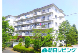 グリーンメゾン貝取 バス便も充実 新たに一新 大規模修繕実施中 の外観