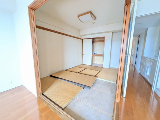 ～内装リフォーム中、詳細はお気軽にお問合せください～