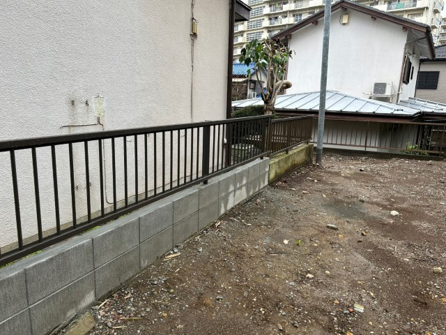 急いで市街化される可能性が低い地域だけど、将来的に市街化するかもしれないという方向性が決まっていない地域を非線引き区域と言います。非線引き区域では建物を建てられることもあるため事前にお問合わせ下さい。
