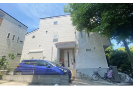 鎌倉に住みたい人お問い合わせお待ちしておりますの外観