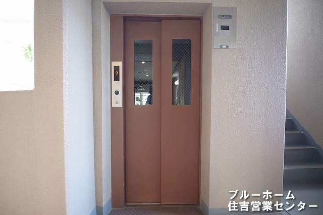 エレベーターです！