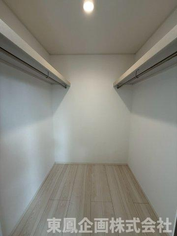 南向きバルコニーに面していて日当たり良好です。