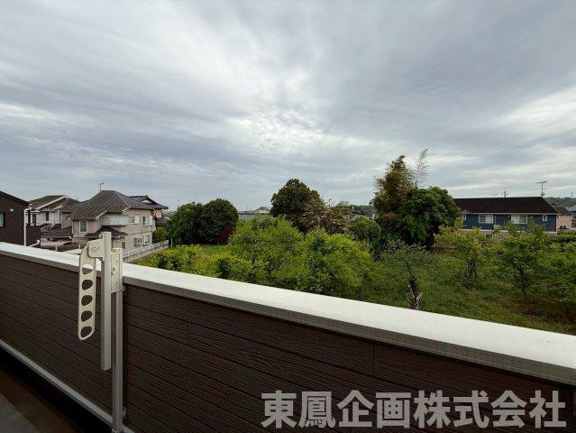 南向きバルコニーなので洗濯物の乾きも◎