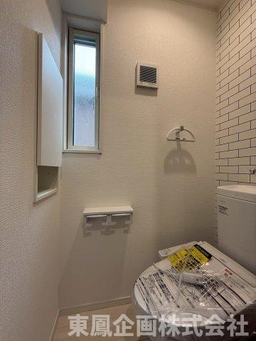 隣家との距離があり、プライバシー性の高い住空間です。