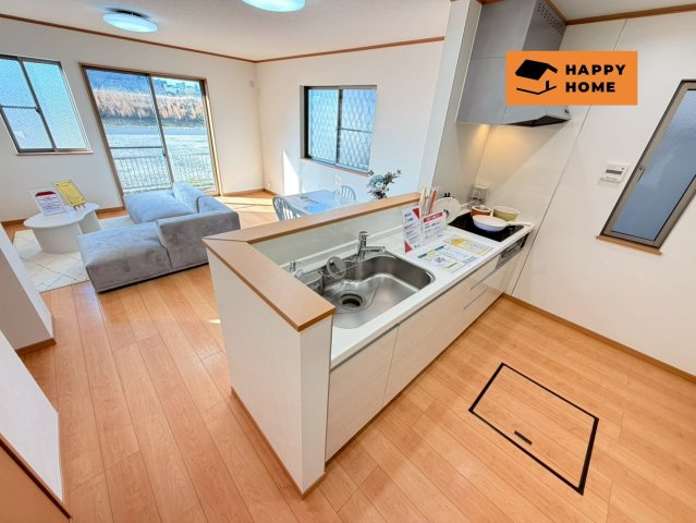年中無休！9時～21時で営業中!!　当日見学可能　TEL0586-75-1137まで