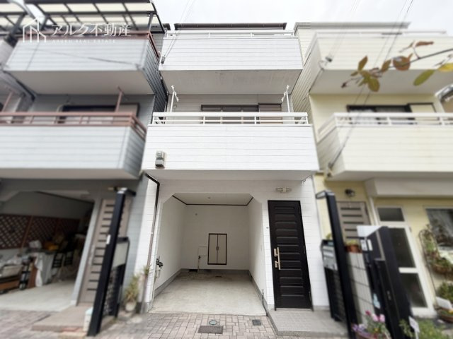 外観：328000597983