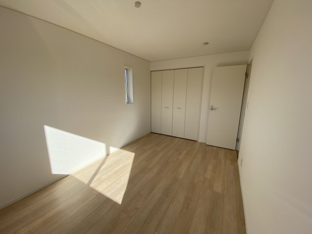 同施工　■□■居室の写真です■□■　　木の温もりがナチュラルでくつろげる空間ですね。