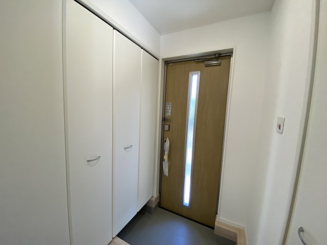 同施工　■□■玄関の写真です■□■　　お洒落な玄関はお客様からも喜んでいただけそうですね！！