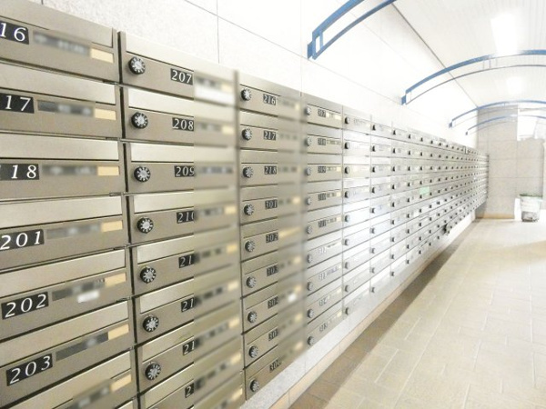 エルグリーンたつみの郵便受け