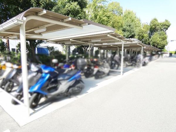 エルグリーンたつみの駐輪場