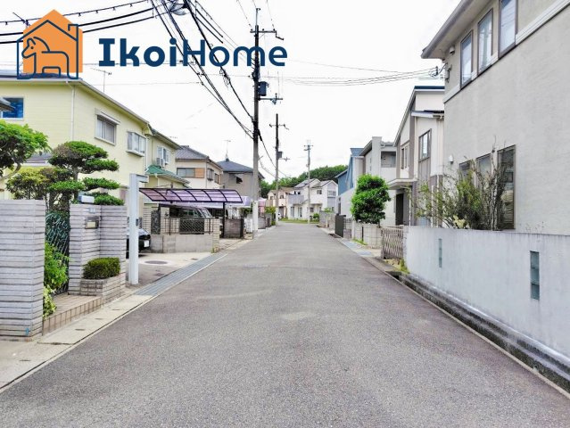 ●年中無休：当日予約可●駐車がし易く、車の対面のすれ違いも楽にできます。　