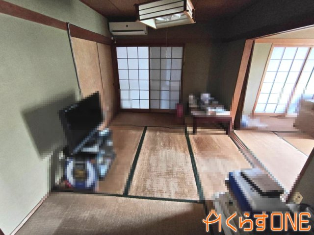 【店舗】お子様連れの方も安心♪おもちゃ・DVD完備のキッズスペースございます！