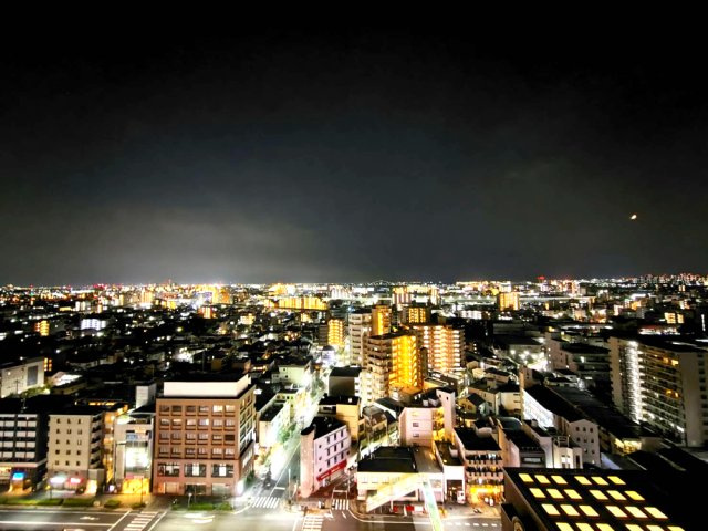 昼も夜も違った表情を楽しめる景色です。