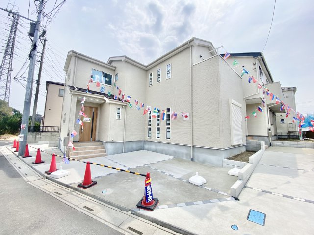 3号棟　全居室6帖以上・全居室に収納がある3LDK！家事動線を考慮した水回りの集中した間取りです！駐車スペース2台可(車種による)！