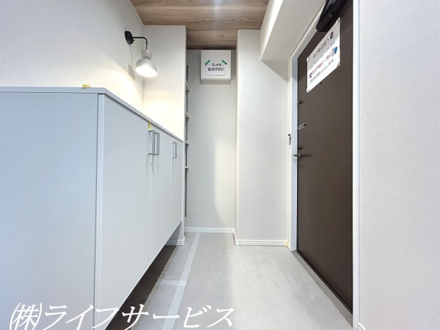 玄関／シューズボックス有