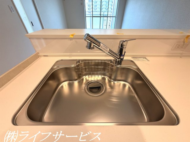 システムキッチン／浄水器付水栓搭載