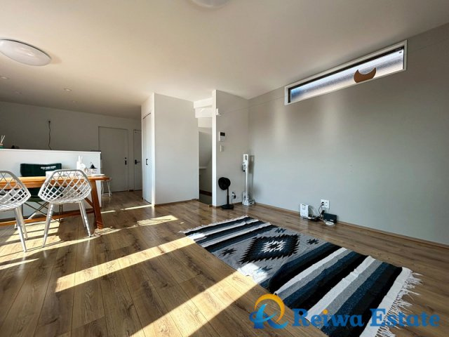 3面採光で明るく、プライバシーの確保が出来る2階リビング♪