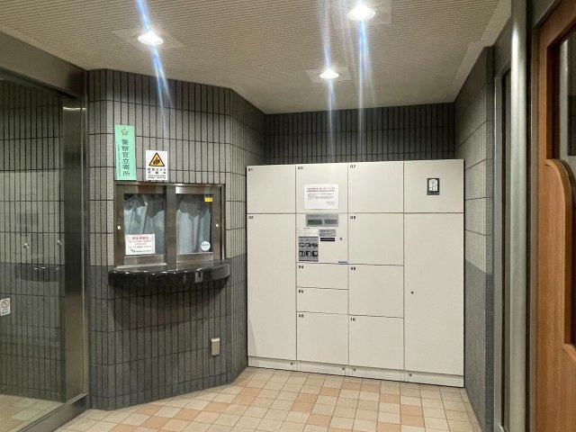 宅配ボックス完備