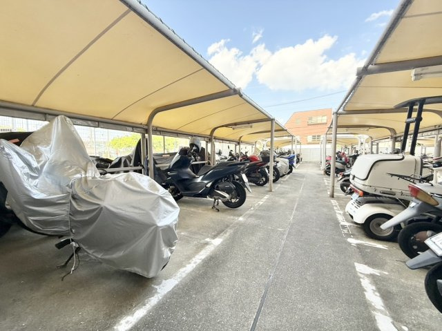 バイク置場