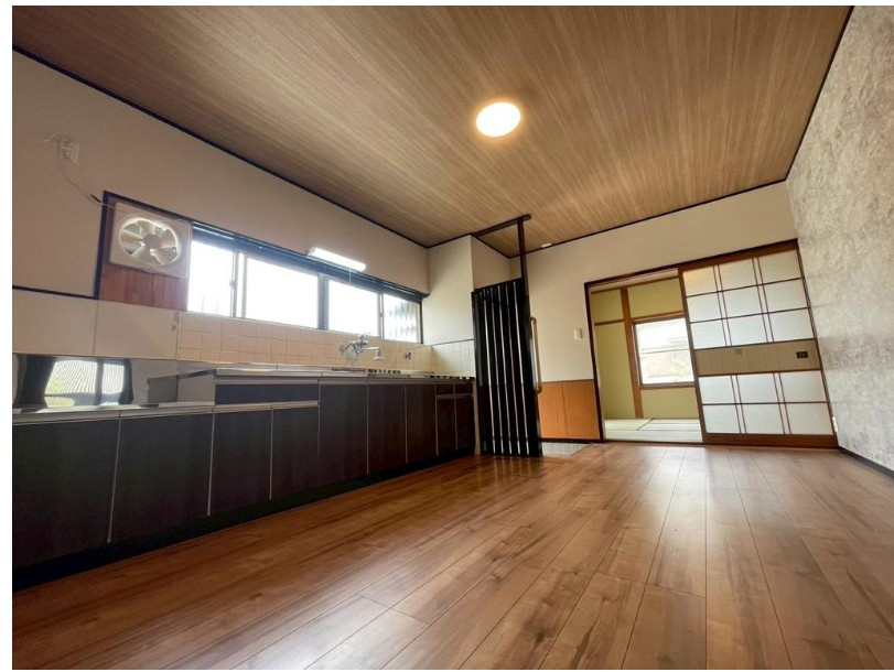 キッチンでお料理をお楽しみください