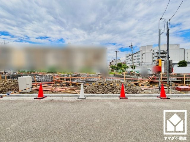2階に約3帖のテレワークルームがあり、ワークスペースとしては勿論、収納スペースや趣味のお部屋など、多用途にご活用いただけます。