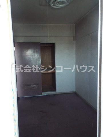 収納スペースがあると片付けに便利ですね！
