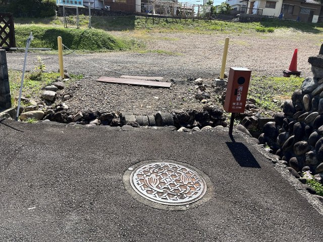 西側へは通行不可