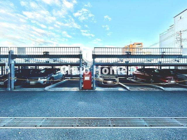 【敷地内駐車場】最新の空き状況や費用などの詳細は担当スタッフまでお問い合わせください。