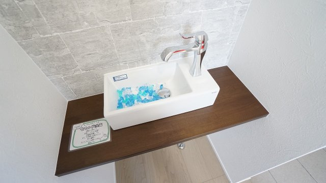 玄関にお手洗いつき　帰宅後の衛生対策も充実