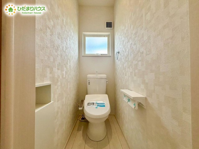 トイレは1F、2F共に完備！取り合いになることがありませんね(^^)/      　