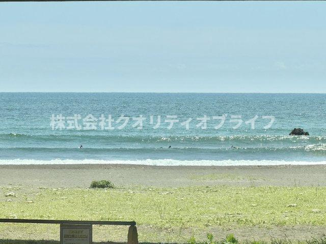 海まで車で10分ほどで行けます☆