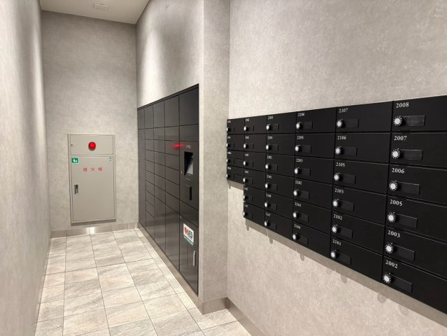 【宅配ボックス】現代では欠かせない宅配ボックス！留守中でも荷物を受け取れます！