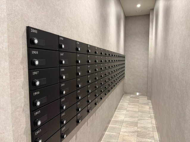 【郵便受け】シンプルで使い勝手の良い郵便受けです！