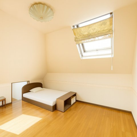 個人の部屋や寝室として使える洋室です