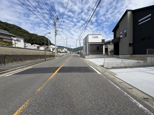 現地写真。前面道路です。