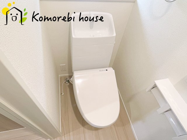 コンパクトで使いやすいトイレです