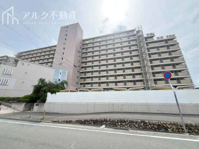 外観：328000660981
