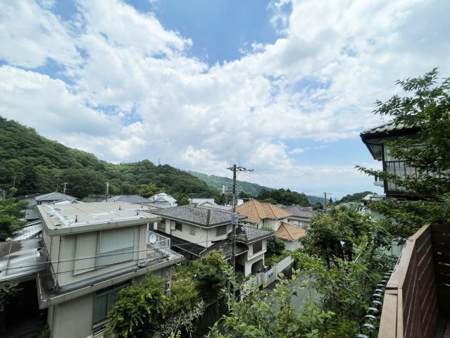 1階ウッドデッキからの眺望です。（2025年7月現在）