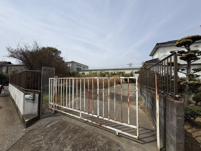敷地約99坪・自由設計で夢のマイホームはいかがでしょうか！建築条件なし・お好きなハウスメーカーで建築可能です！市街化調整区域ですが、どなたでも建築可能です！お気軽にお問い合わせください！