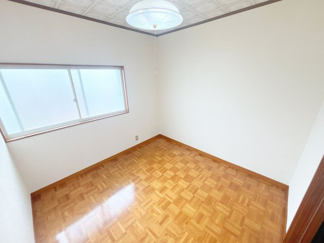 柔らかな日差しが差し込むお部屋。