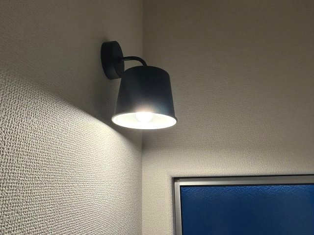 おしゃれな階段照明