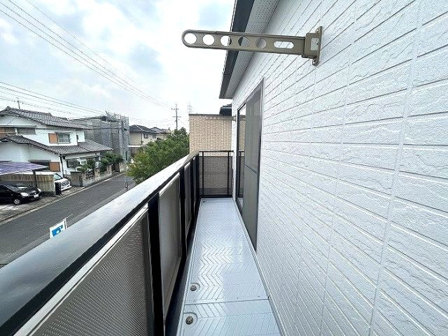南東面バルコニーにつき洗濯物がよく乾きます！