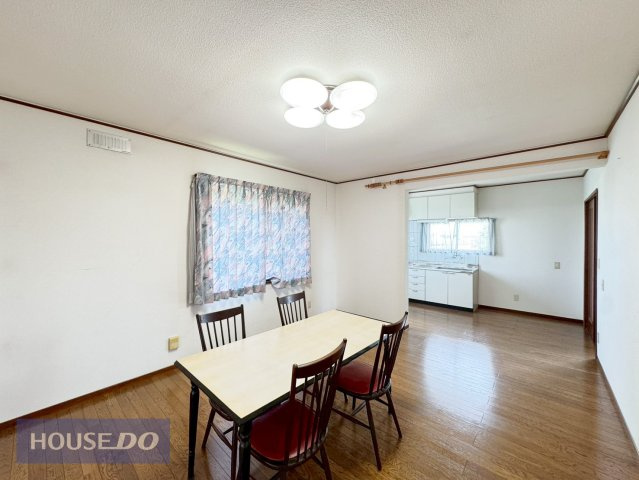 2階ダイニングキッチン。二世帯住宅としてもおすすめ