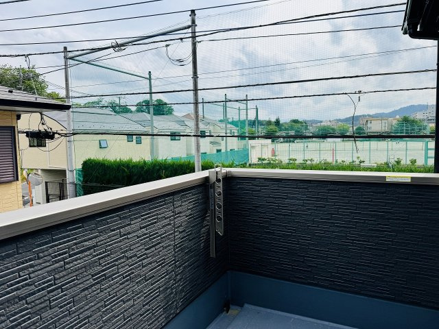 ～南東向きで陽当たりの良いバルコニー～