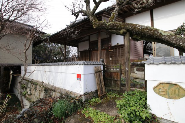 玄関外観です。