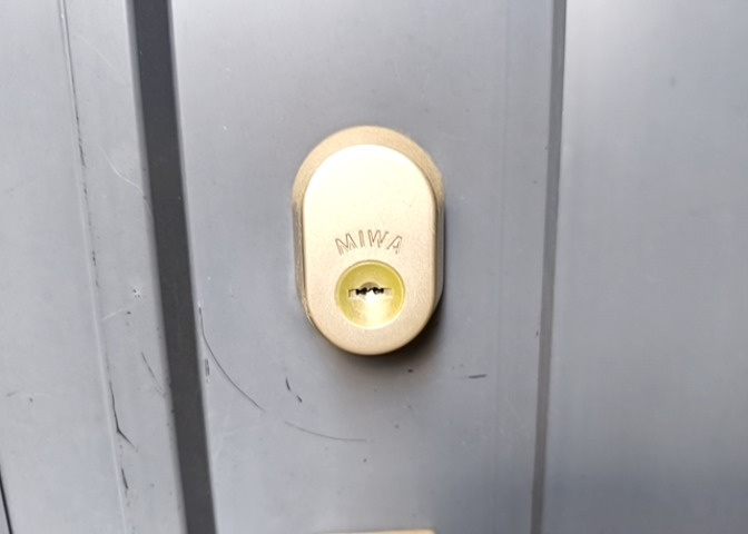 当然のことではありますが、オートロックやセンサーライト、ホームセキュリティーなどの防犯設備があれば、小さいお子様がいるご家庭も安心ですよね！まず物件購入の際は、防犯設備もチェックするようにしましょう。