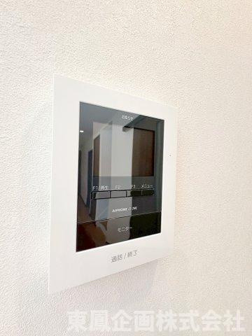 来訪者を確認でき、防犯面にも配慮されています