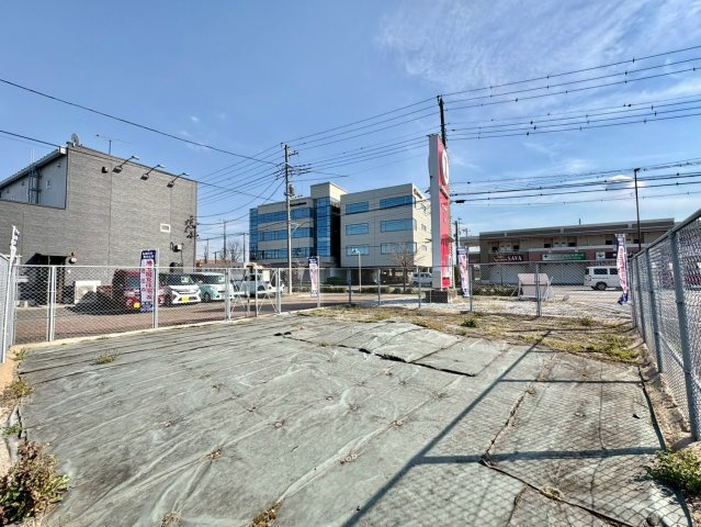 東武スカイツリーライン「新越谷」駅徒歩約15分・JR武蔵野線「南越谷」駅徒歩約17分、交通アクセス良好です！