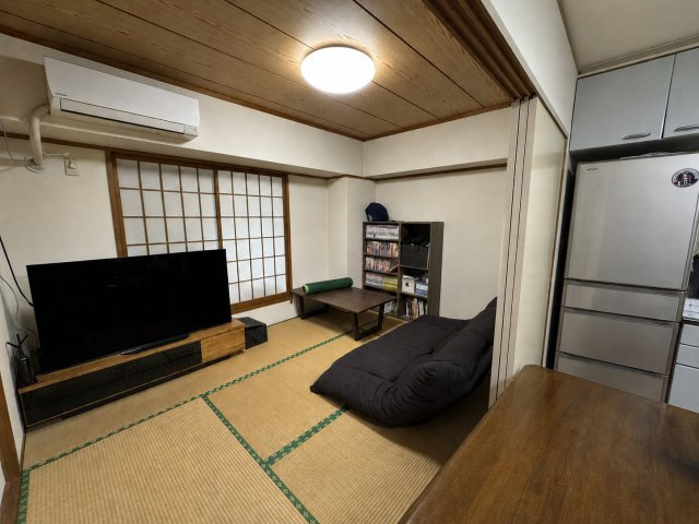 和室、ちょっとしたくつろぎスペースにいかがでしょうか♪